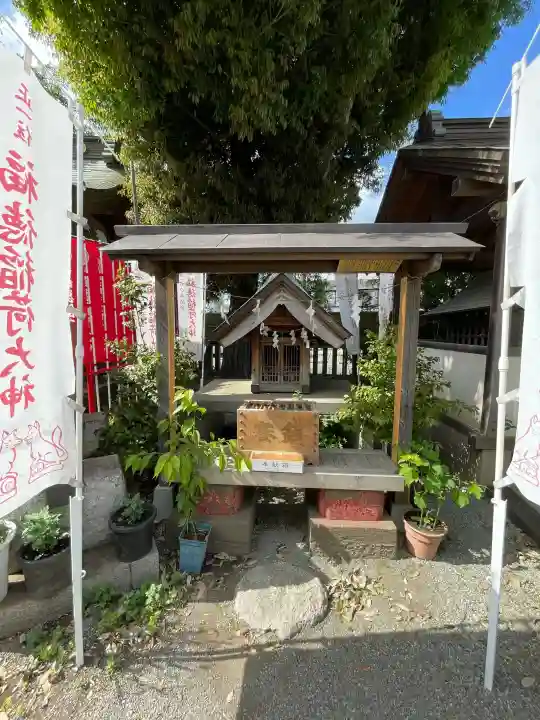 相模原氷川神社の{uncategorized: "未分類", other: "その他", undefined: "問題あり", building: "その他建物", grave: "お墓", sacred_gate: "鳥居", guardian: "狛犬", statue: "像", buddha: "仏像", history: "歴史", nature: "自然", garden: "庭園", animal: "動物", pagoda: "塔", temizu: "手水舎", mountain_gate: "山門・神門", sanctuary: "本殿・本堂", subordinate: "末社・摂社", art: "芸術", scenery: "景色", jizo: "地蔵", ema: "絵馬", goshuin: "御朱印", omikuji: "おみくじ", items: "授与品その他", amulet: "お守り", goshuincho: "御朱印帳", eats: "食事", festival: "お祭り", votive_dance: "神楽", shichigosan: "七五三参", wedding: "結婚式", experience: "体験その他", initially: "初詣", around: "周辺", anti_infection: "感染症対策"}