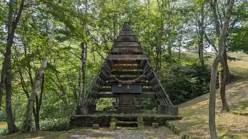 浅野神社の本殿