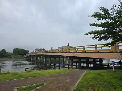 龍王宮秀郷社（橋守神社）(滋賀県)