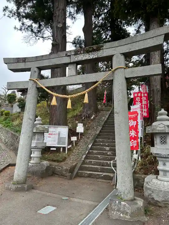 岡部春日神社~👹鬼門よけの🌺花咲く🌺やしろ~(福島県)