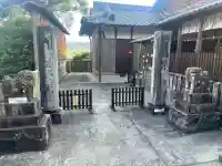 高野口八幡神社の{uncategorized: "未分類", other: "その他", undefined: "問題あり", building: "その他建物", grave: "お墓", sacred_gate: "鳥居", guardian: "狛犬", statue: "像", buddha: "仏像", history: "歴史", nature: "自然", garden: "庭園", animal: "動物", pagoda: "塔", temizu: "手水舎", mountain_gate: "山門・神門", sanctuary: "本殿・本堂", subordinate: "末社・摂社", art: "芸術", scenery: "景色", jizo: "地蔵", ema: "絵馬", goshuin: "御朱印", omikuji: "おみくじ", items: "授与品その他", amulet: "お守り", goshuincho: "御朱印帳", eats: "食事", festival: "お祭り", votive_dance: "神楽", shichigosan: "七五三参", wedding: "結婚式", experience: "体験その他", initially: "初詣", around: "周辺", anti_infection: "感染症対策"}