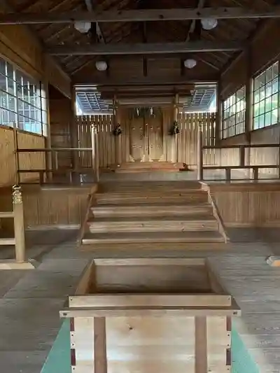 神原神社の本殿