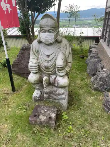 耕雲寺の像