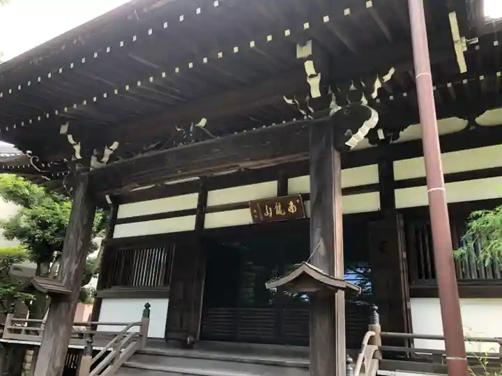 無量寺の本殿・本堂