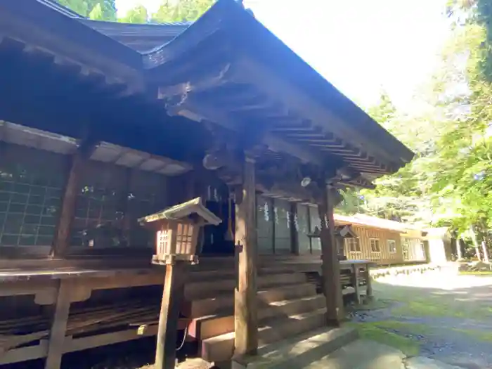 三嶽神社の本殿