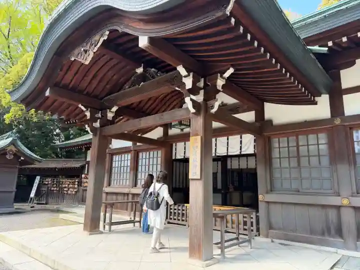 上知我麻神社(熱田神宮摂社)の{uncategorized: "未分類", other: "その他", undefined: "問題あり", building: "その他建物", grave: "お墓", sacred_gate: "鳥居", guardian: "狛犬", statue: "像", buddha: "仏像", history: "歴史", nature: "自然", garden: "庭園", animal: "動物", pagoda: "塔", temizu: "手水舎", mountain_gate: "山門・神門", sanctuary: "本殿・本堂", subordinate: "末社・摂社", art: "芸術", scenery: "景色", jizo: "地蔵", ema: "絵馬", goshuin: "御朱印", omikuji: "おみくじ", items: "授与品その他", amulet: "お守り", goshuincho: "御朱印帳", eats: "食事", festival: "お祭り", votive_dance: "神楽", shichigosan: "七五三参", wedding: "結婚式", experience: "体験その他", initially: "初詣", around: "周辺", anti_infection: "感染症対策"}