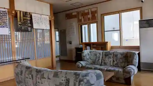 鳳隆寺の本殿・本堂
