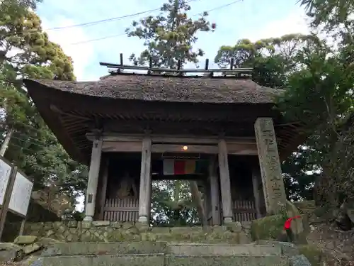 般若寺の山門