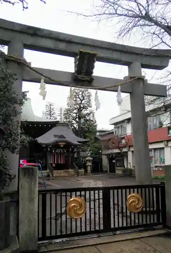 月見岡八幡神社の鳥居