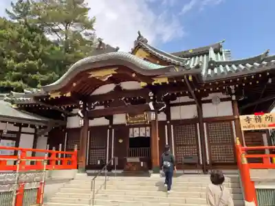 門戸厄神東光寺の本殿・本堂