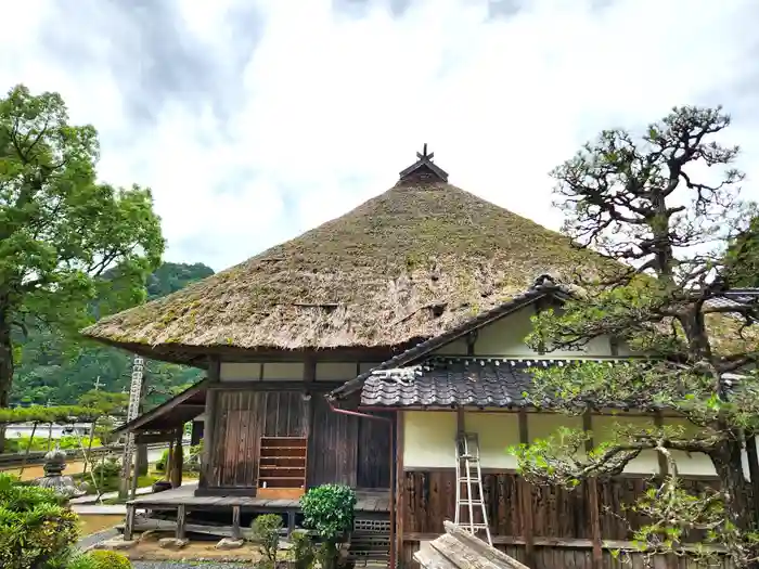 達身寺の本殿