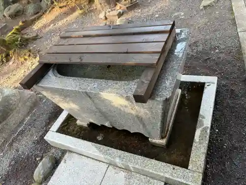 大井神社の{uncategorized: "未分類", other: "その他", undefined: "問題あり", building: "その他建物", grave: "お墓", sacred_gate: "鳥居", guardian: "狛犬", statue: "像", buddha: "仏像", history: "歴史", nature: "自然", garden: "庭園", animal: "動物", pagoda: "塔", temizu: "手水舎", mountain_gate: "山門・神門", sanctuary: "本殿・本堂", subordinate: "末社・摂社", art: "芸術", scenery: "景色", jizo: "地蔵", ema: "絵馬", goshuin: "御朱印", omikuji: "おみくじ", items: "授与品その他", amulet: "お守り", goshuincho: "御朱印帳", eats: "食事", festival: "お祭り", votive_dance: "神楽", shichigosan: "七五三参", wedding: "結婚式", experience: "体験その他", initially: "初詣", around: "周辺", anti_infection: "感染症対策"}