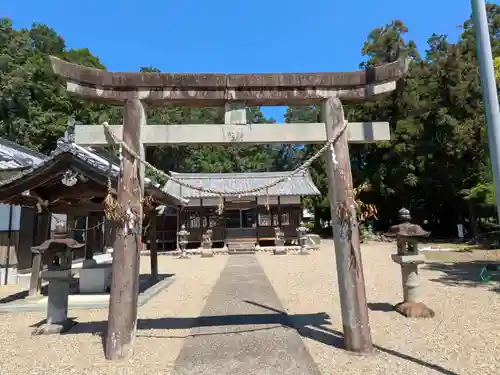 神明神社の鳥居