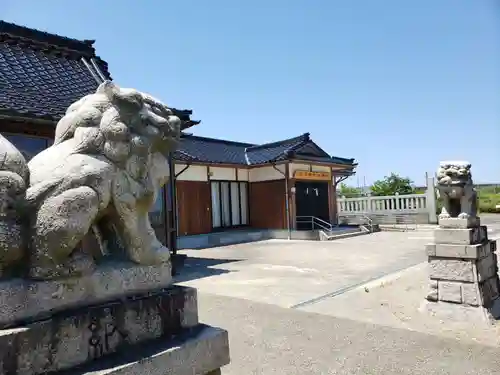 日尾神社の狛犬