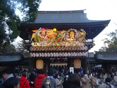 寒川神社の山門・神門