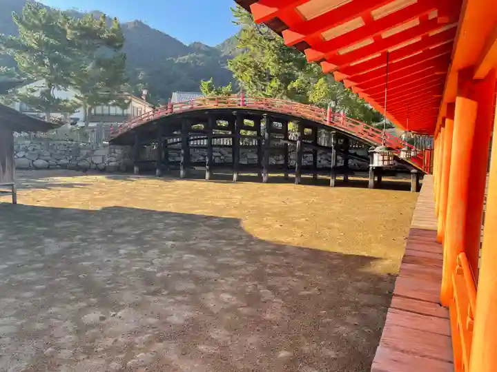 厳島神社(広島県)