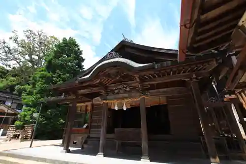 平濱八幡宮の本殿