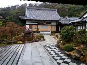 開善院の本殿・本堂