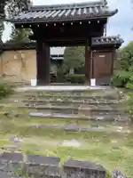 西方院の山門・神門