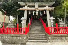 三蔵稲荷神社の鳥居