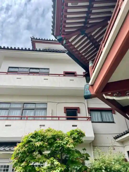 地蔵寺の{uncategorized: "未分類", other: "その他", undefined: "問題あり", building: "その他建物", grave: "お墓", sacred_gate: "鳥居", guardian: "狛犬", statue: "像", buddha: "仏像", history: "歴史", nature: "自然", garden: "庭園", animal: "動物", pagoda: "塔", temizu: "手水舎", mountain_gate: "山門・神門", sanctuary: "本殿・本堂", subordinate: "末社・摂社", art: "芸術", scenery: "景色", jizo: "地蔵", ema: "絵馬", goshuin: "御朱印", omikuji: "おみくじ", items: "授与品その他", amulet: "お守り", goshuincho: "御朱印帳", eats: "食事", festival: "お祭り", votive_dance: "神楽", shichigosan: "七五三参", wedding: "結婚式", experience: "体験その他", initially: "初詣", around: "周辺", anti_infection: "感染症対策"}