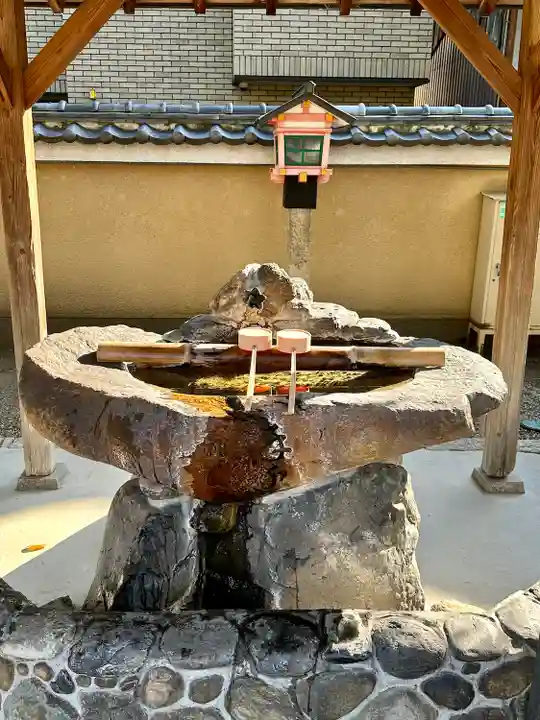 率川神社(大神神社摂社)(奈良県)