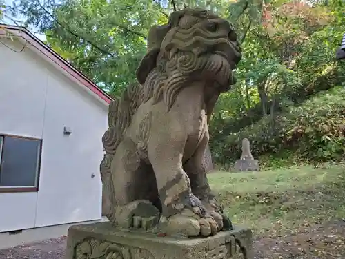 熊碓神社の狛犬