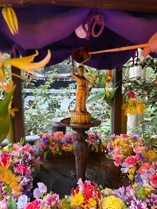 山賊魂稲成神社の{uncategorized: "未分類", other: "その他", undefined: "問題あり", building: "その他建物", grave: "お墓", sacred_gate: "鳥居", guardian: "狛犬", statue: "像", buddha: "仏像", history: "歴史", nature: "自然", garden: "庭園", animal: "動物", pagoda: "塔", temizu: "手水舎", mountain_gate: "山門・神門", sanctuary: "本殿・本堂", subordinate: "末社・摂社", art: "芸術", scenery: "景色", jizo: "地蔵", ema: "絵馬", goshuin: "御朱印", omikuji: "おみくじ", items: "授与品その他", amulet: "お守り", goshuincho: "御朱印帳", eats: "食事", festival: "お祭り", votive_dance: "神楽", shichigosan: "七五三参", wedding: "結婚式", experience: "体験その他", initially: "初詣", around: "周辺", anti_infection: "感染症対策"}