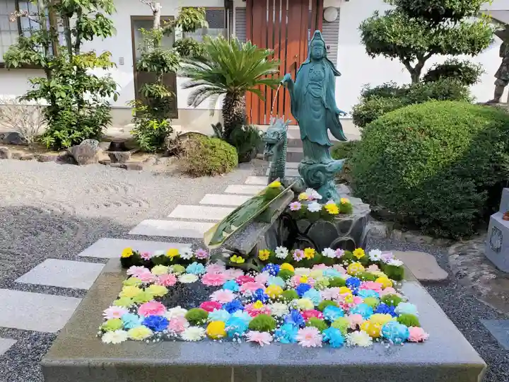 多聞寺の手水舎