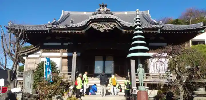 宝積寺の本殿・本堂
