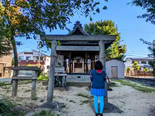 神明社の鳥居