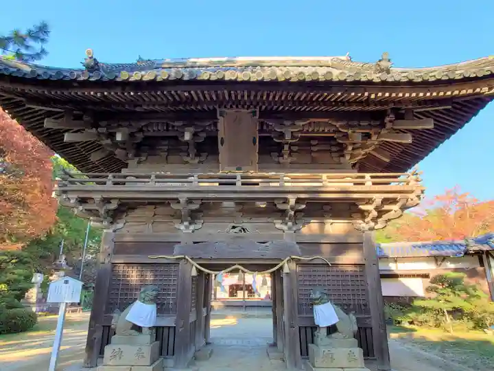 住吉神社の山門・神門