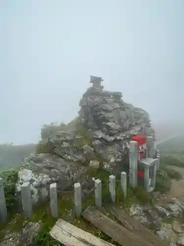 劔山本宮宝蔵石神社(徳島県)