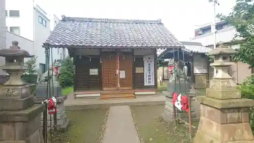 出世稲荷神社の本殿