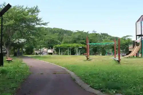 巽山稲荷神社の周辺