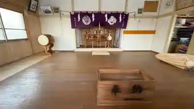 東野浜神社の{uncategorized: "未分類", other: "その他", undefined: "問題あり", building: "その他建物", grave: "お墓", sacred_gate: "鳥居", guardian: "狛犬", statue: "像", buddha: "仏像", history: "歴史", nature: "自然", garden: "庭園", animal: "動物", pagoda: "塔", temizu: "手水舎", mountain_gate: "山門・神門", sanctuary: "本殿・本堂", subordinate: "末社・摂社", art: "芸術", scenery: "景色", jizo: "地蔵", ema: "絵馬", goshuin: "御朱印", omikuji: "おみくじ", items: "授与品その他", amulet: "お守り", goshuincho: "御朱印帳", eats: "食事", festival: "お祭り", votive_dance: "神楽", shichigosan: "七五三参", wedding: "結婚式", experience: "体験その他", initially: "初詣", around: "周辺", anti_infection: "感染症対策"}