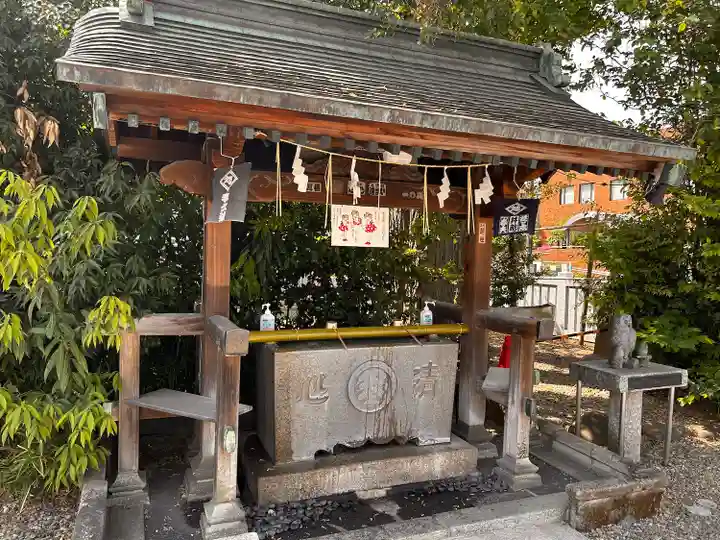 池袋御嶽神社の手水舎