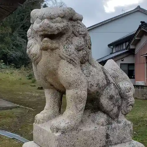 八幡神社の狛犬