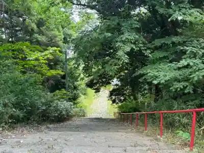 亀岡八幡宮の{uncategorized: "未分類", other: "その他", undefined: "問題あり", building: "その他建物", grave: "お墓", sacred_gate: "鳥居", guardian: "狛犬", statue: "像", buddha: "仏像", history: "歴史", nature: "自然", garden: "庭園", animal: "動物", pagoda: "塔", temizu: "手水舎", mountain_gate: "山門・神門", sanctuary: "本殿・本堂", subordinate: "末社・摂社", art: "芸術", scenery: "景色", jizo: "地蔵", ema: "絵馬", goshuin: "御朱印", omikuji: "おみくじ", items: "授与品その他", amulet: "お守り", goshuincho: "御朱印帳", eats: "食事", festival: "お祭り", votive_dance: "神楽", shichigosan: "七五三参", wedding: "結婚式", experience: "体験その他", initially: "初詣", around: "周辺", anti_infection: "感染症対策"}