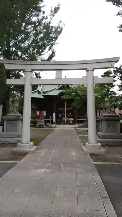 半田稲荷神社の鳥居
