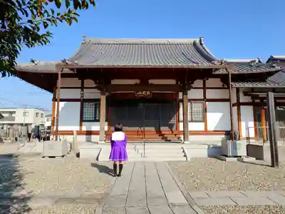 宝泉寺の本殿・本堂