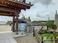 瑞雲寺の像