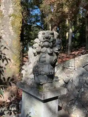 高田神社の狛犬