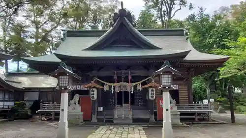 小室浅間神社の本殿