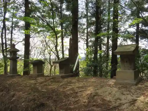 神明神社の末社