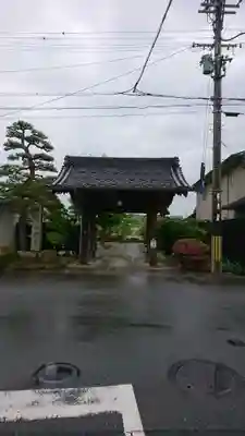 光行寺の山門・神門