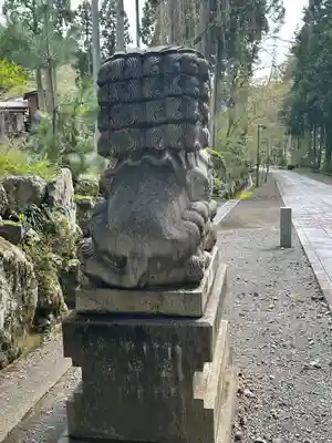 久遠寺御廟所(山梨県)