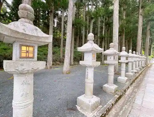 高野山金剛峯寺奥の院(和歌山県)