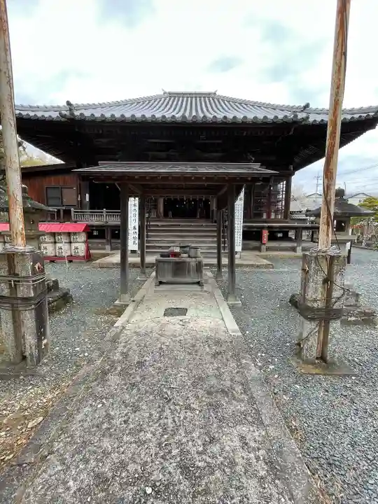 三明寺の本殿・本堂