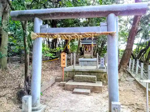 白山社（成岩白山神社）の末社・摂社